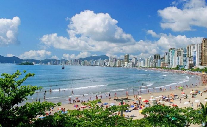 ¿Vacaciones en Argentina o en el exterior?: claves para ahorrar en ambos casos