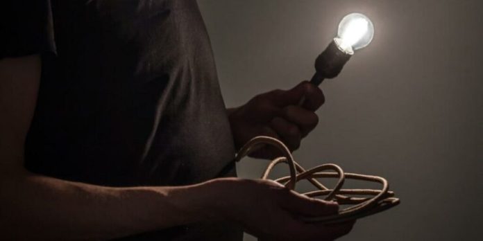 El electrodoméstico que debes desconectar cuando hay un corte de luz para evitar reparaciones