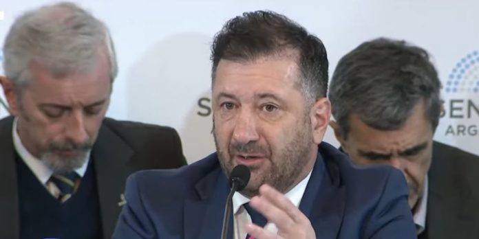 La jueza Arroyo Salgado pidió el desafuero y la detención del senador Edgardo Kueider en la previa de la sesión en el Senado