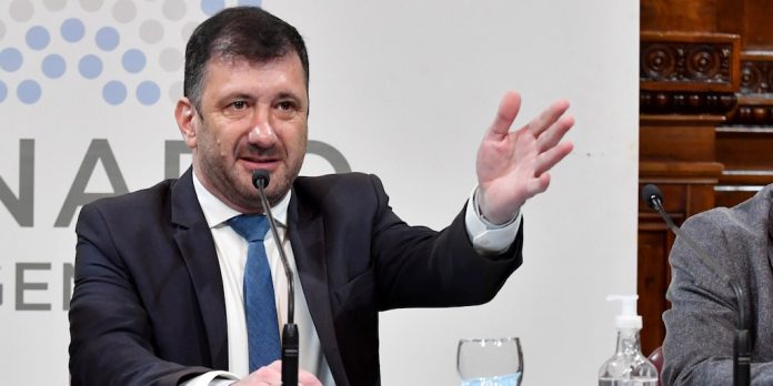 Kueider presentó un recurso de amparo por irregularidades en la sesión del Senado y busca ser restituido en su cargo