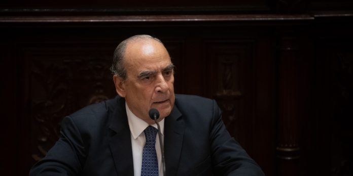 Pese a la polémica por la sesión, Guillermo Francos insinuó que se mantendrá la expulsión del senador Kueider