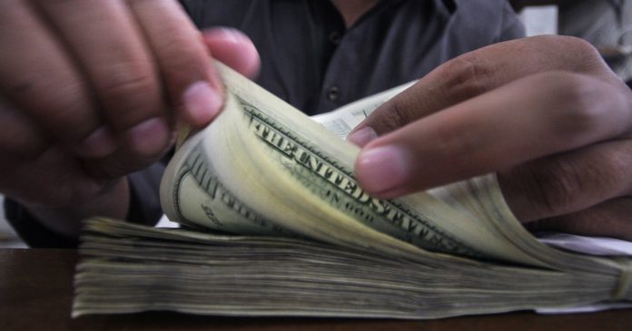 Dólar hoy: a cuánto cotizan el oficial y sus diferentes tipos de cambio este lunes 09 de diciembre