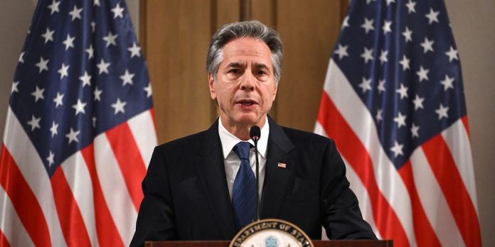 Antony Blinken dijo que Estados Unidos estableció un contacto directo con el grupo rebelde derrocó a Bashar Al Assad