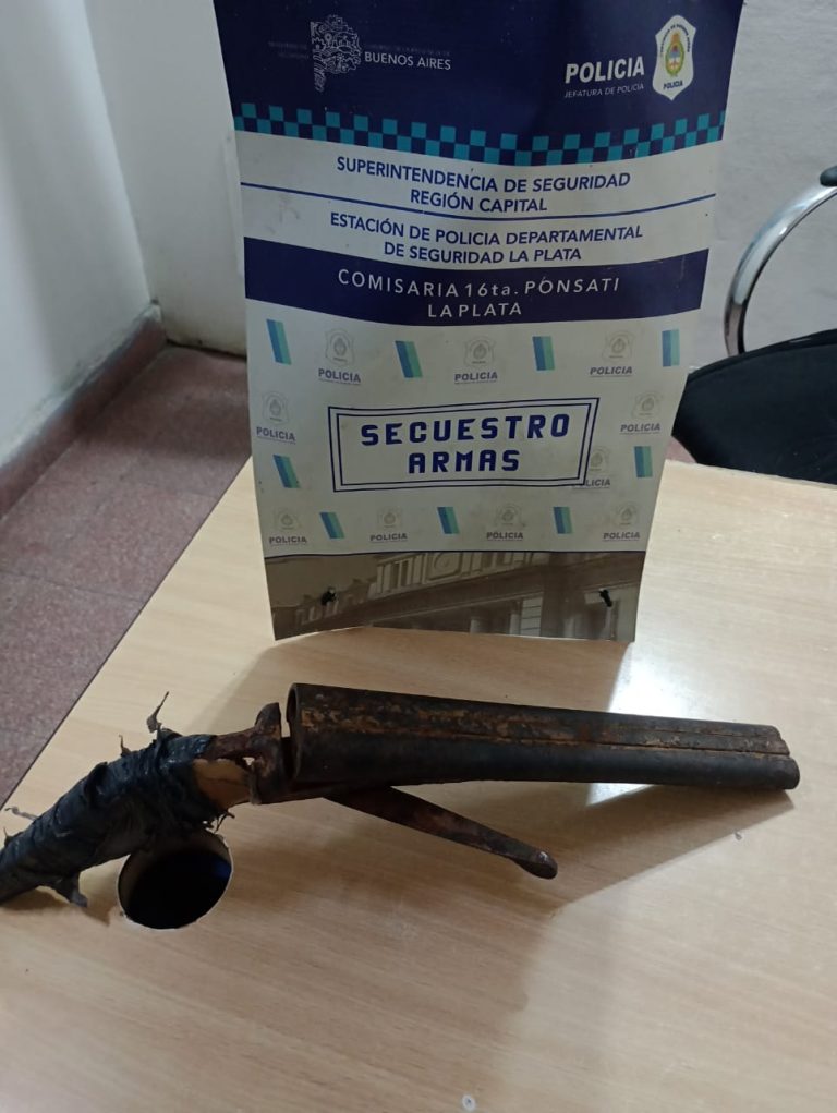 La Plata: menor de 12 años intentaba robar con un pistolón y fue entregado a su madre