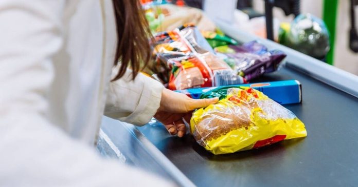 Los supermercados van a la Justicia por la suba de las tasas municipales