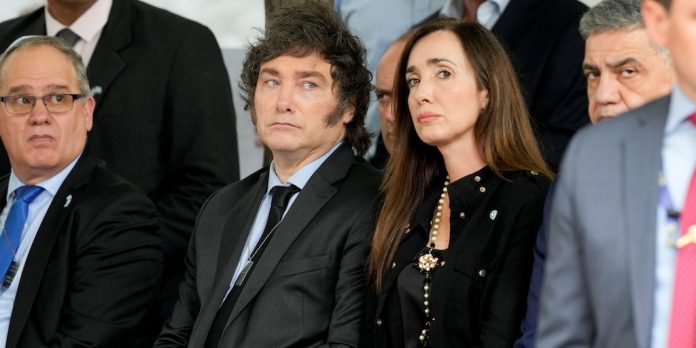 Javier Milei afirmó que la sesión que expulsó a a Kueider “es inválida” y apuntó contra Villarruel