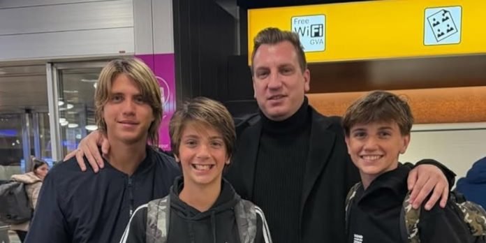 Maxi López compartió un tierno video junto a sus hijos y mostró cómo se preparan para festejar la navidad
