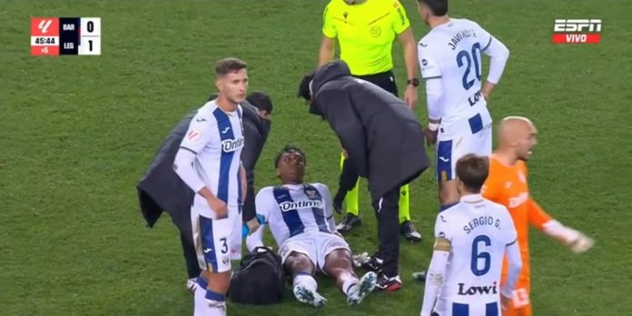 Renato Tapia salió lesionado luego de increíble salvada en Barcelona vs Leganés por LaLiga 2024: “Se jugó la vida”