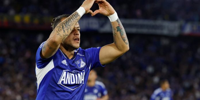 Universitario busca fichar a Leonardo Castro: “Su influencia es mayor que la de Radamel Falcao”, afirmó periodista colombiano