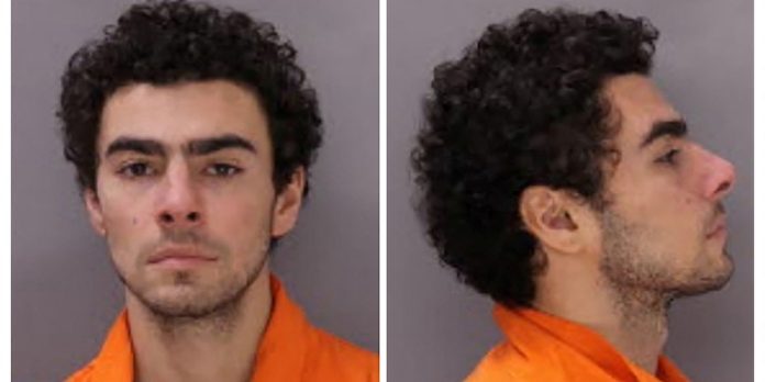 Investigadores hablaron con la mamá de Luigi Mangione antes de su captura en Pennsylvania