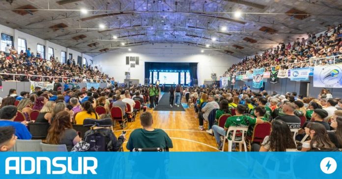 Más de 800 deportistas fueron distinguidos en la Fiesta del Deporte de Comodoro