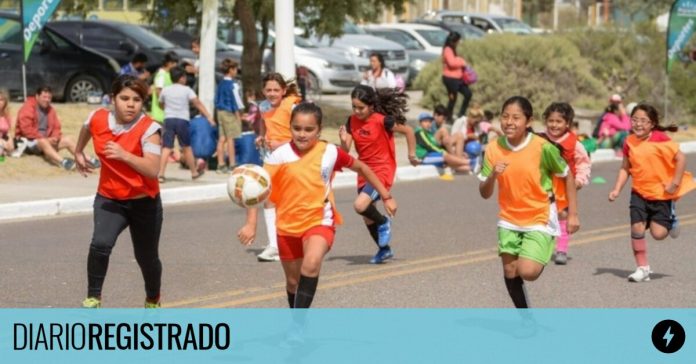 Deporte para jóvenes: se lanzaron talleres gratuitos para el verano en un municipio muy concurrido