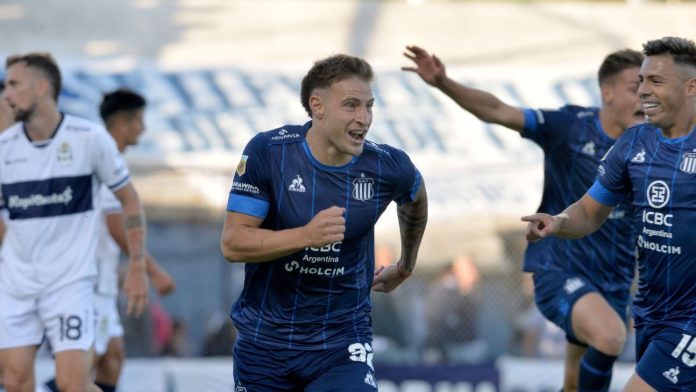 El Cacique Medina lo ganó con los cambios y Talleres alcanzó a Vélez a una fecha del final