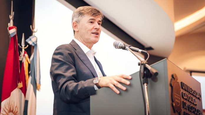 Passerini: “A la Argentina le hace falta buena política y federalismo”