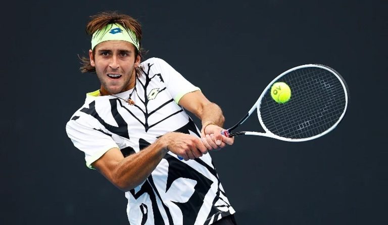 Tomás Etcheverry cayó en un ajustado duelo ante Kokkinakis en Adelaida