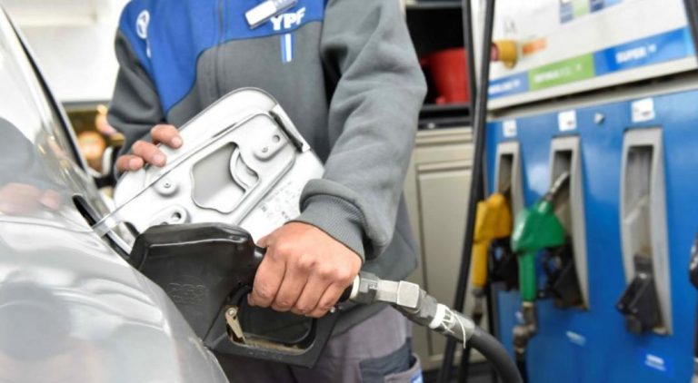 YPF aumentó los precios y se espera que otras petroleras actualicen tarifas en La Plata, Berisso y Ensenada