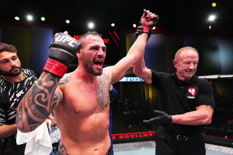 Santiago Ponzinibbio brilla con un nocaut técnico en Las Vegas y refuerza su lugar en la UFC