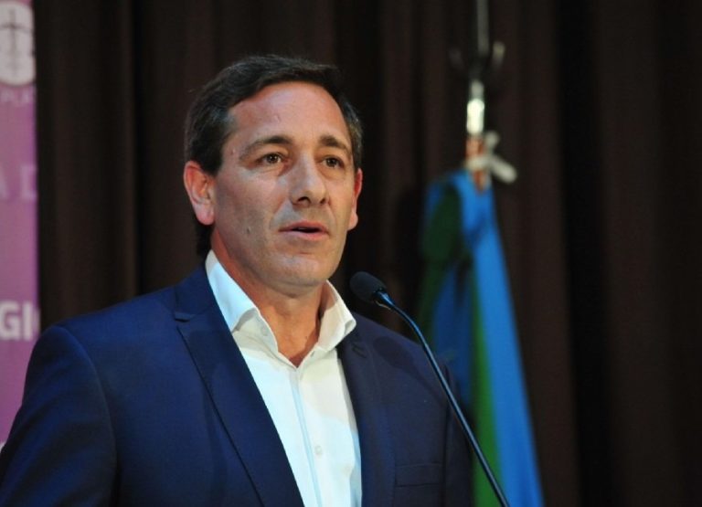Escándalo en La Plata: allanan la casa de Julio Garro en la causa por los barrios cerrados ilegales
