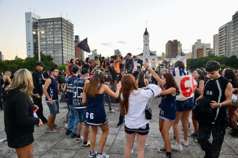 La Plata vibró con los festejos del Último Primer Día