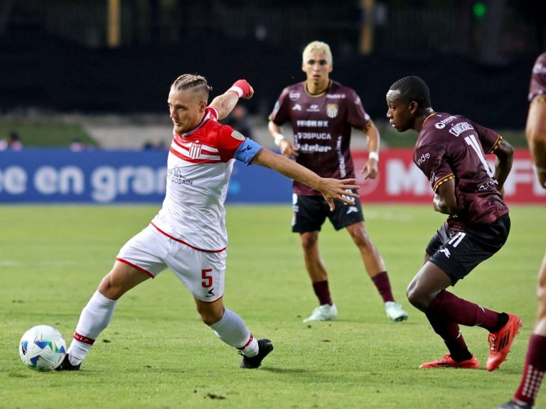 Estudiantes recibe a Universidad de Chile por la segunda fecha de la Copa Libertadores