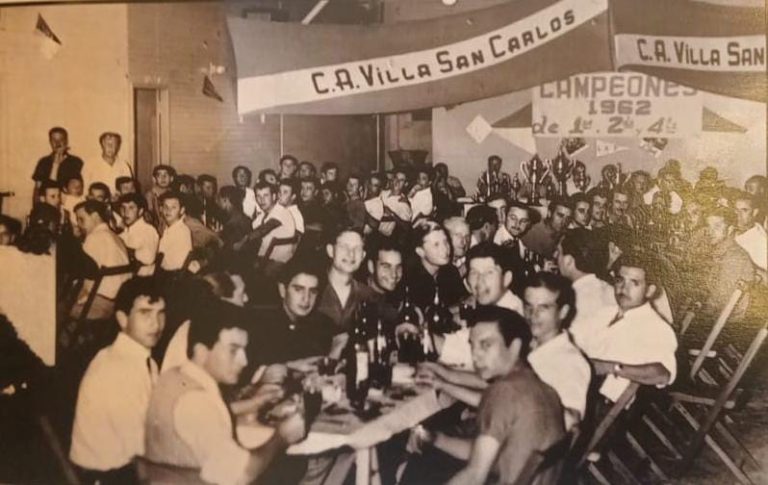 A la hora señalada: ¡es el centenario del Club Atlético Villa San Carlos!