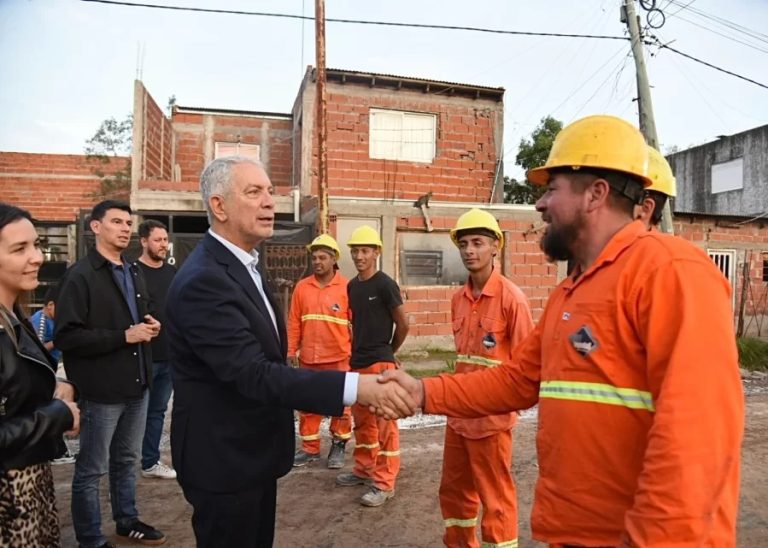 Alak supervisó nuevas obras de pavimentación y mejoras urbanas en San Lorenzo