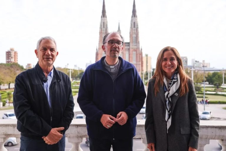 Alak, Tolosa Paz y Carrara se reunieron en La Plata para fortalecer políticas de niñez