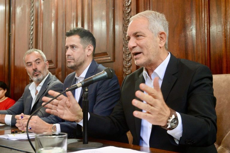 Alak oficializó el nuevo Plan de Ordenamiento Territorial: zonas de riesgo y usos del suelo