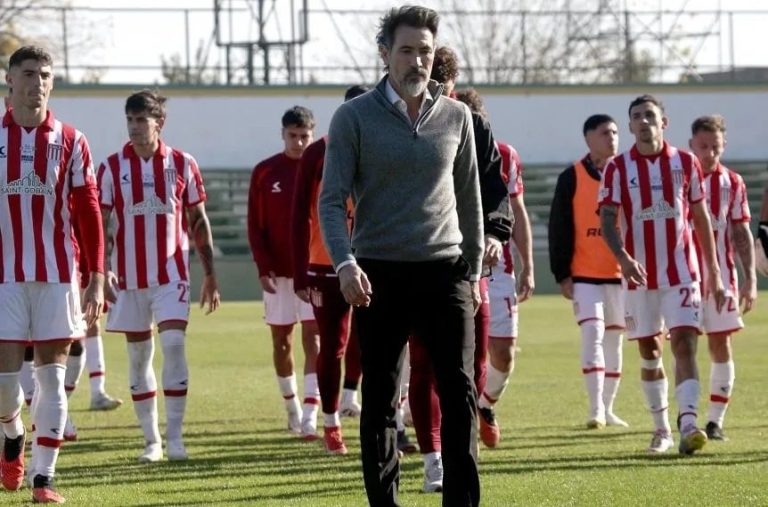 Domínguez, al borde del adiós: la crisis se profundiza en Estudiantes