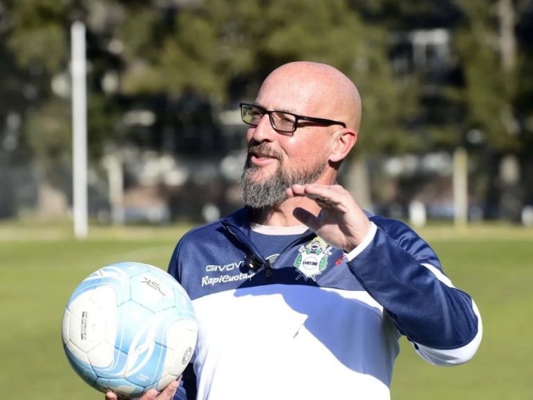Gimnasia inicia la semana con amistosos y su primer refuerzo