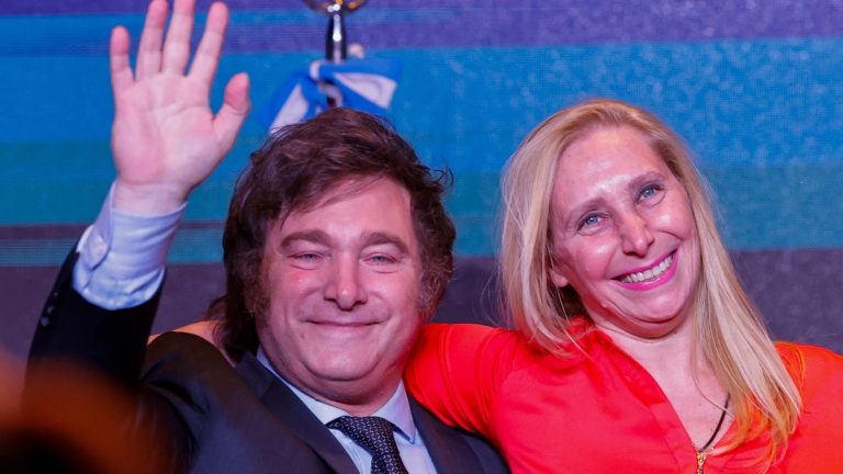 Javier y Karina Milei encabezarán congreso de LLA en La Plata
