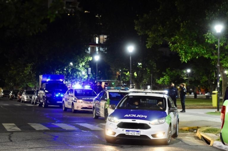 Piden explicaciones a Alak por el descontrol nocturno en Plaza Malvinas