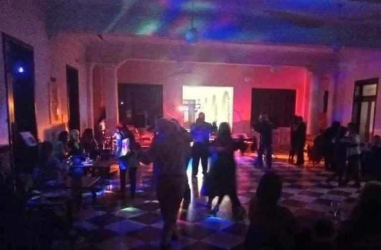 A los tangueros de ley: «Milonga del Gilardo», con  orquesta en vivo y baile