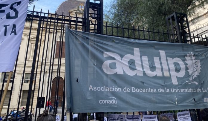 20250606174854_parodocenteadulp