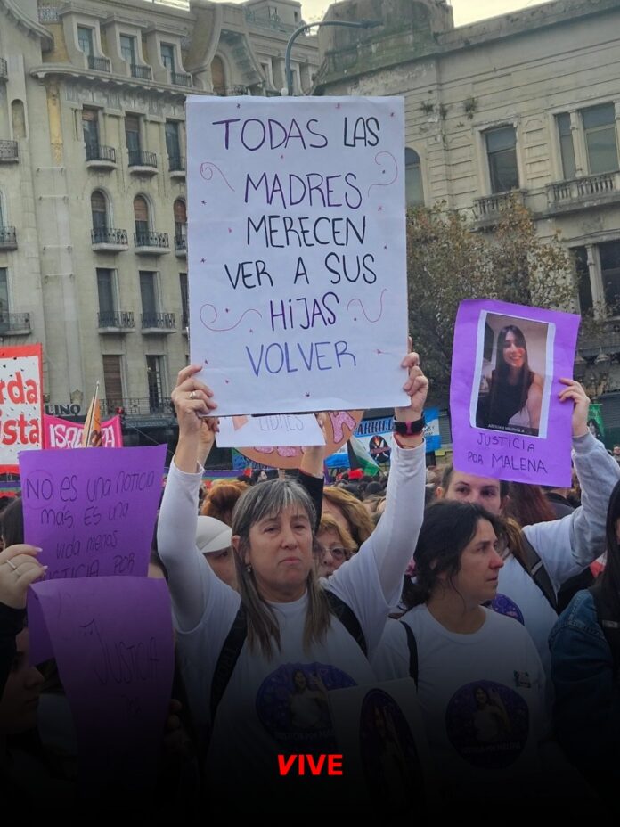 💜 LOS MENSAJES QUE HICIERON ECO EN LA PLATA Y EN TODO EL PAÍSDeslizá para ver algunos de los ca