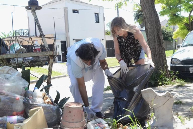 La Plata refuerza su plan de prevención del dengue con acciones en los barrios