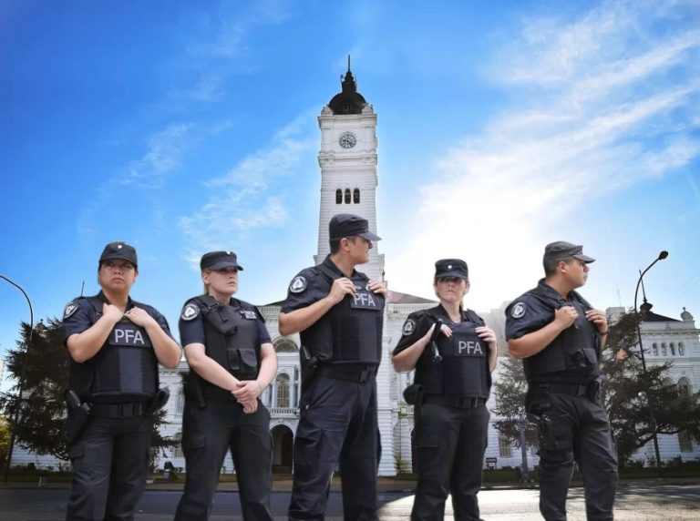 Allanamiento sorpresa en la Municipalidad de La Plata por causa federal de 2017