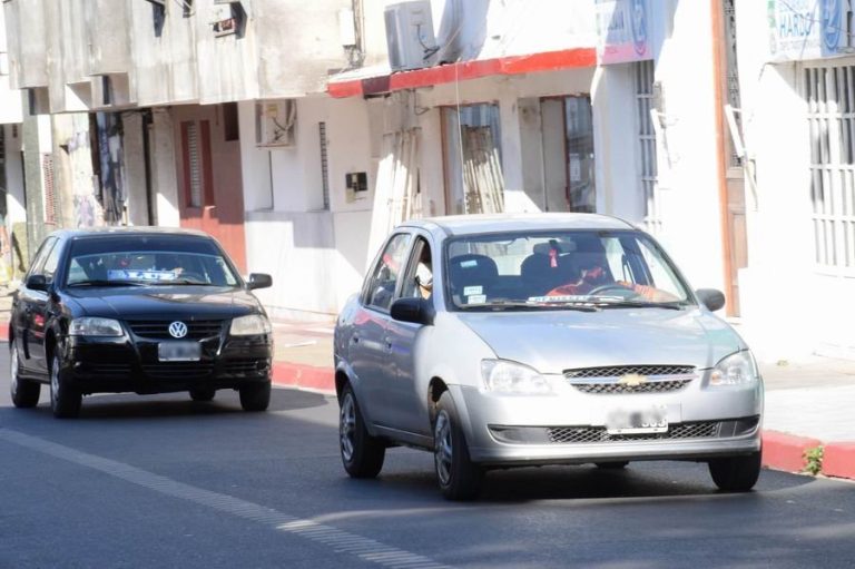 Las Remiserías Más Conocidas de La Plata: Servicios, Contactos y Referencias