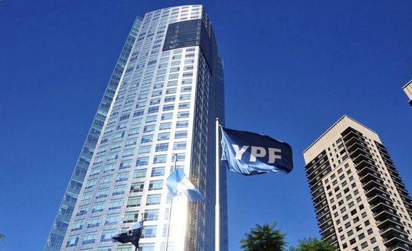 Argentina pidió frenar el proceso de embargos en el juicio contra YPF