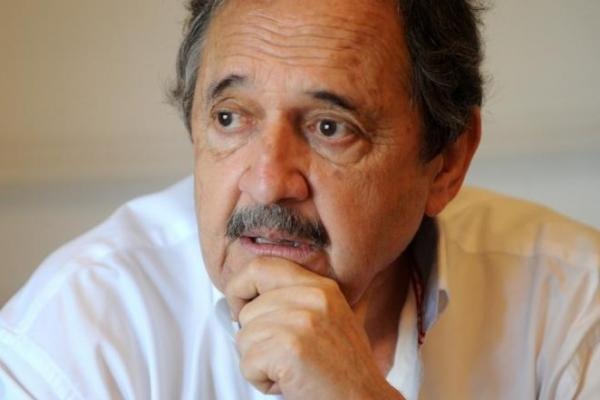 Ricardo Alfonsín apuntó contra Javier Milei: "No se necesita bajar la inflación para lograr la independencia de poderes"