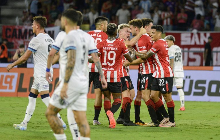 Estudiantes de La Plata se consagra campeón del Trofeo de Campeones 2024