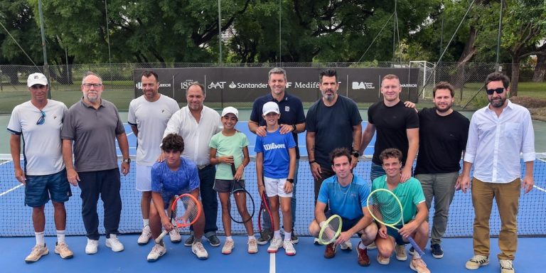 La AAT inauguró sus primeras dos canchas de superficie dura en el KDT 