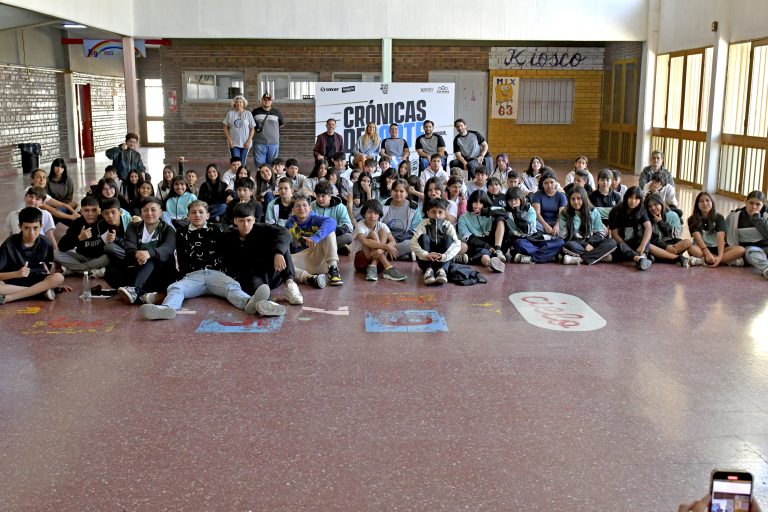 El ciclo 2024 del programa Crónicas Deporte sumó la participación de 1.500 alumnos y alumnas de escuelas rosarinas