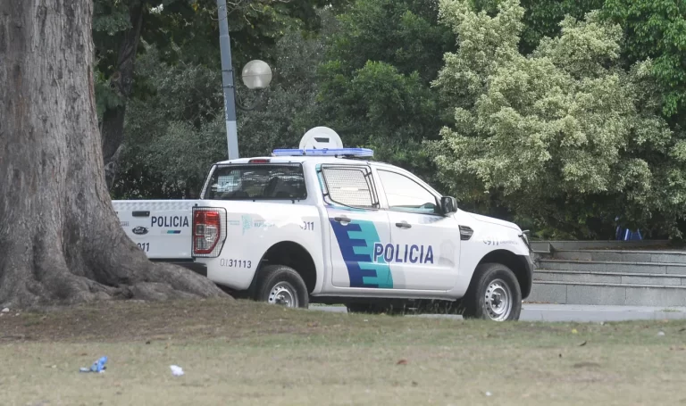 Un joven de 20 años fue hallado sin vida en su vivienda