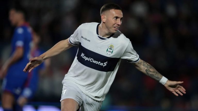 Norberto Briasco busca revancha en Gimnasia tras el respaldo de Mariano Messera